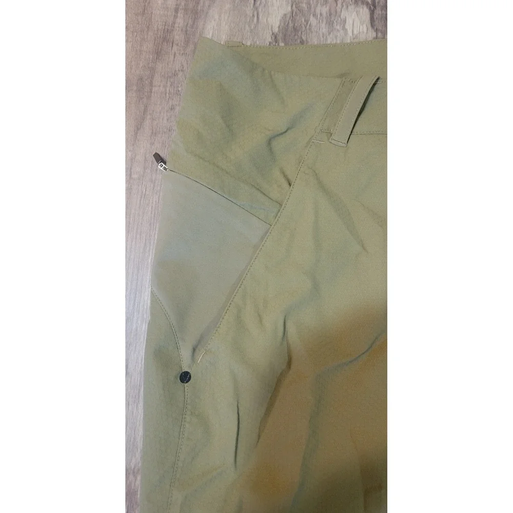 The North Face Mens Kilowatt Hiking Shorts Green Honeycomb Texture Size 38 CH4A